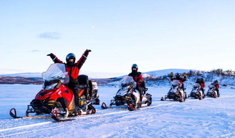 Snowmobile Safari in Three Nordic Countries from Kilpisjärvi in Enontekiö