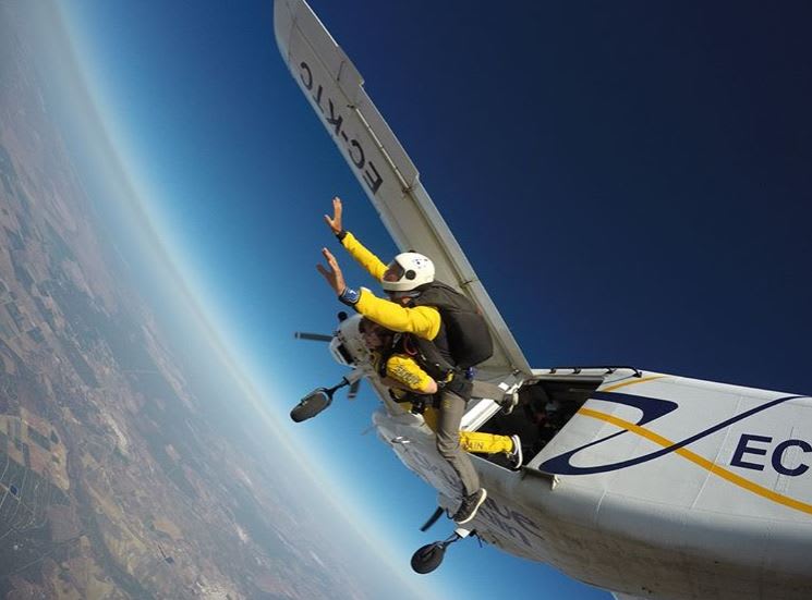 Tandem Skydive from 3100m in Sevilla