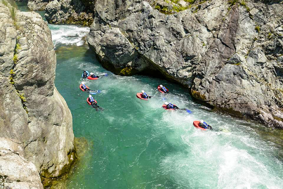 Descenso en hidrospeed por el río Sesia, cerca de Alagna Valsesia