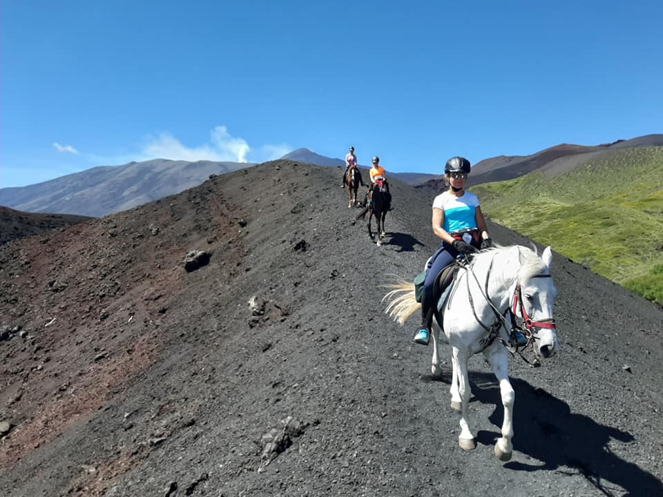 Randonnée à cheval sur l'Etna