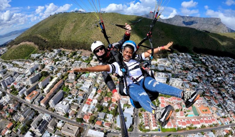 Parapente biplaza sobre Ciudad del Cabo y Table Mountain, Sudáfrica
