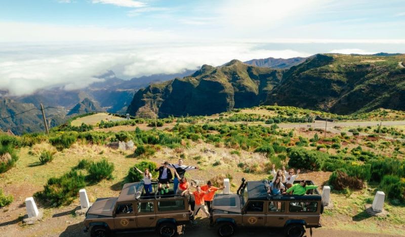 Arieiro Peak and Cristo Rei 4x4 tour in Madeira, from Funchal