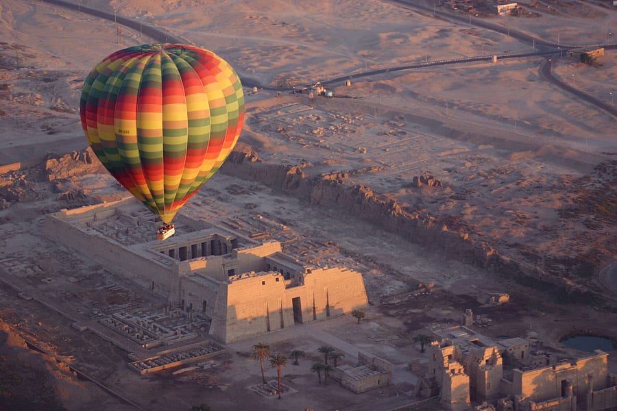 Globo aerostático en Luxor, Egipto