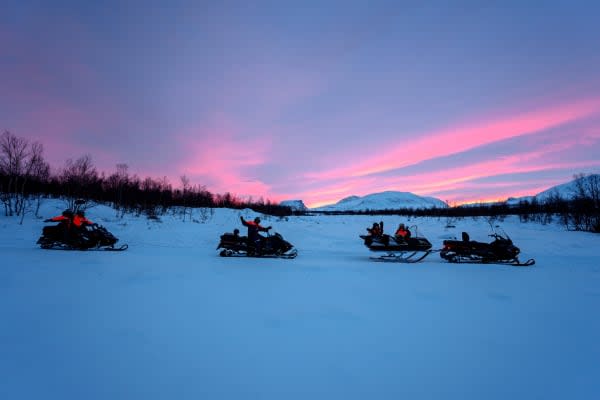 Snowmobiling in Abisko