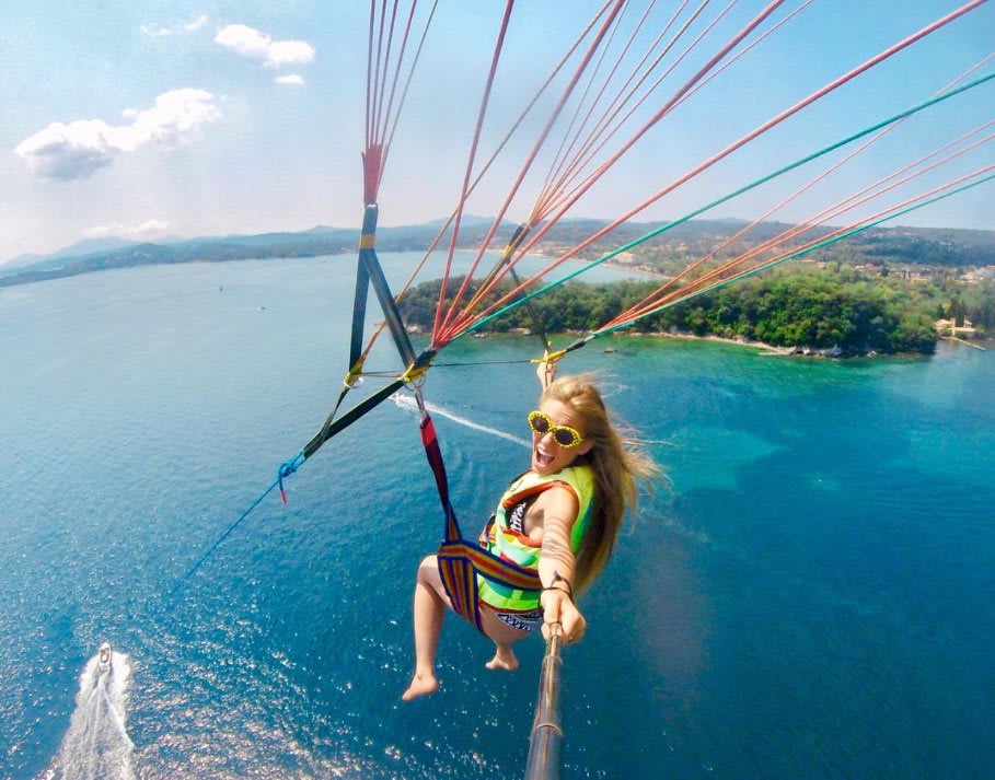 Parachute ascensionnel à Corfou