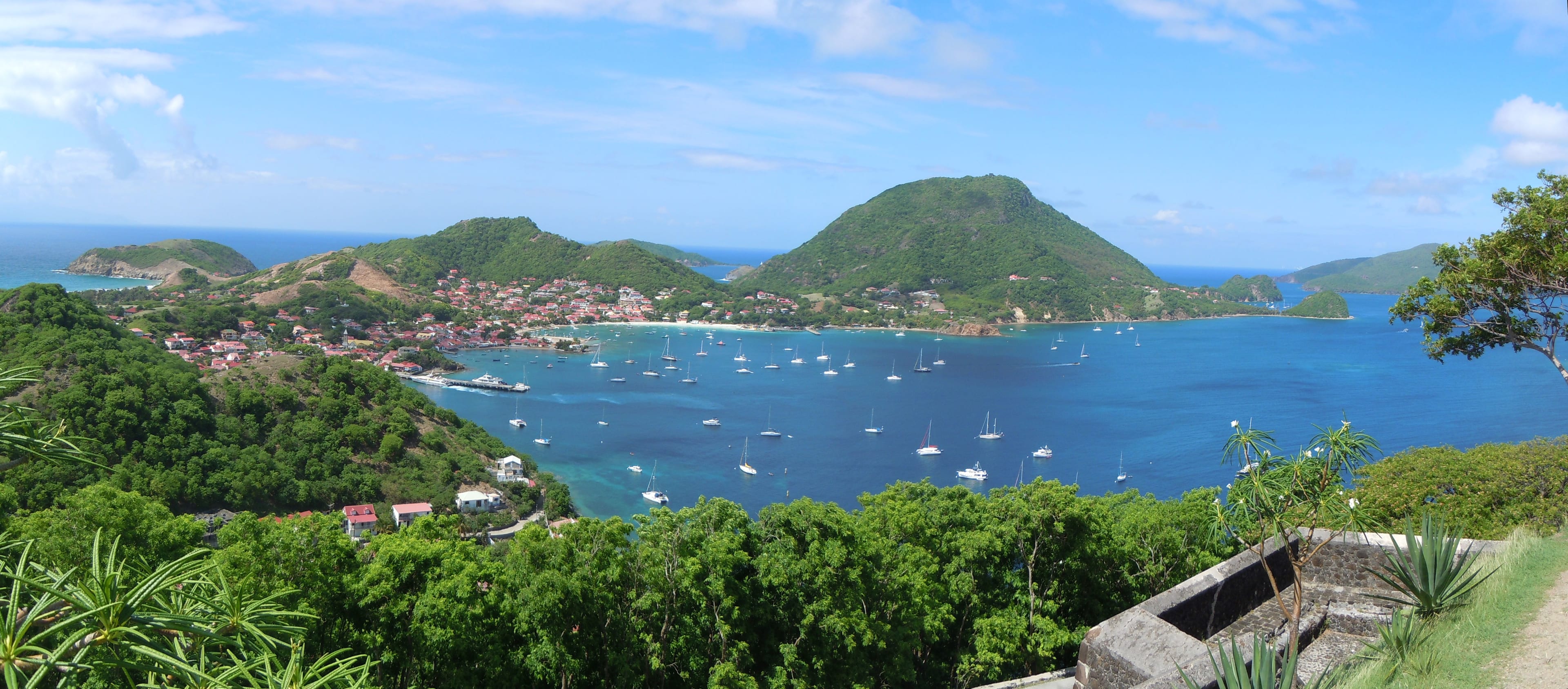 Les Saintes