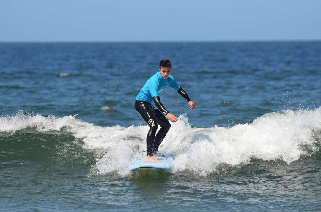 Surf en la playa de Matosinhos, Oporto