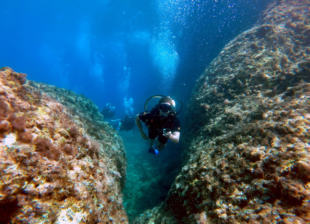 scuba diving in Rhodes