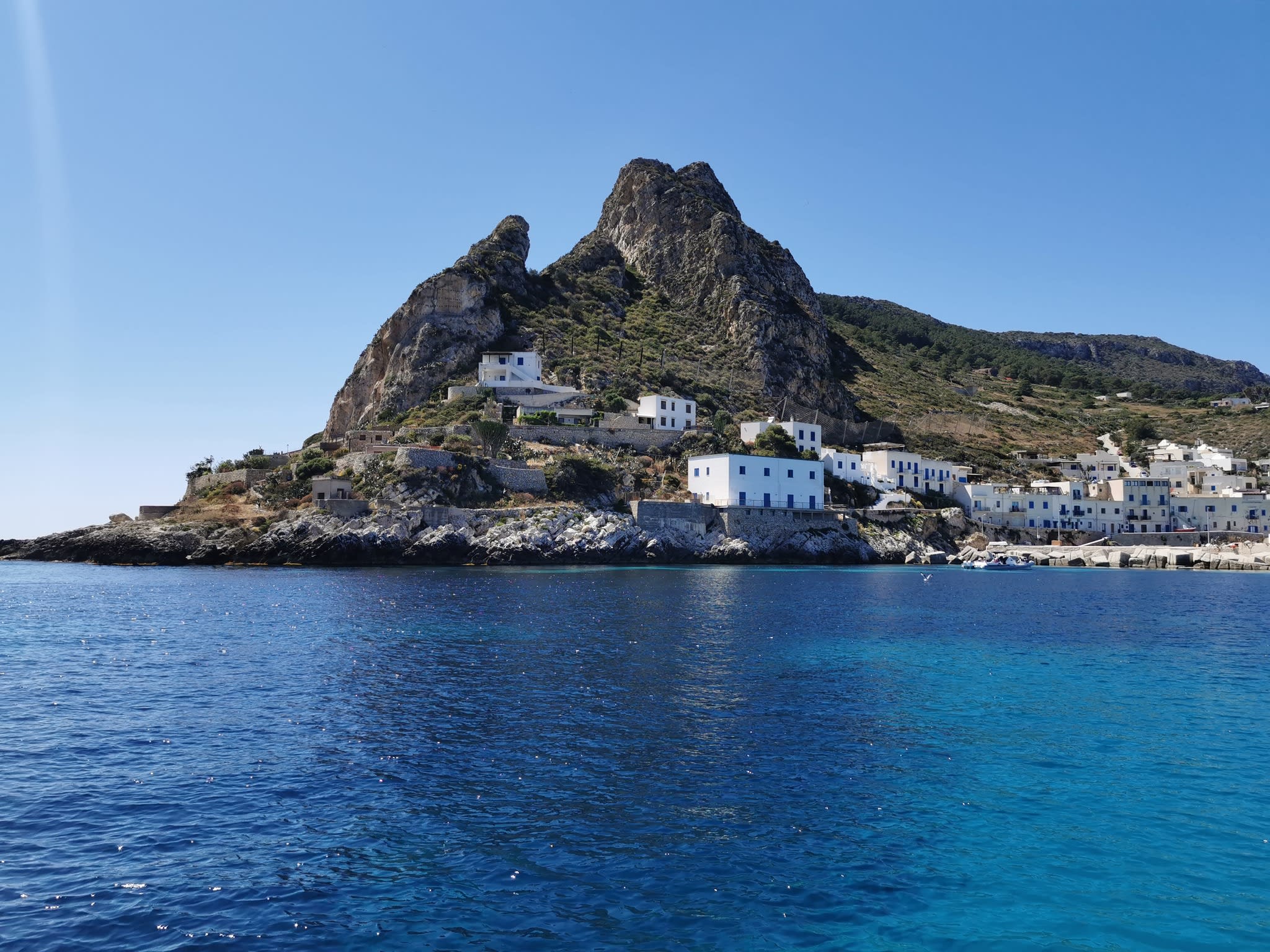 Boat tour in Sicily