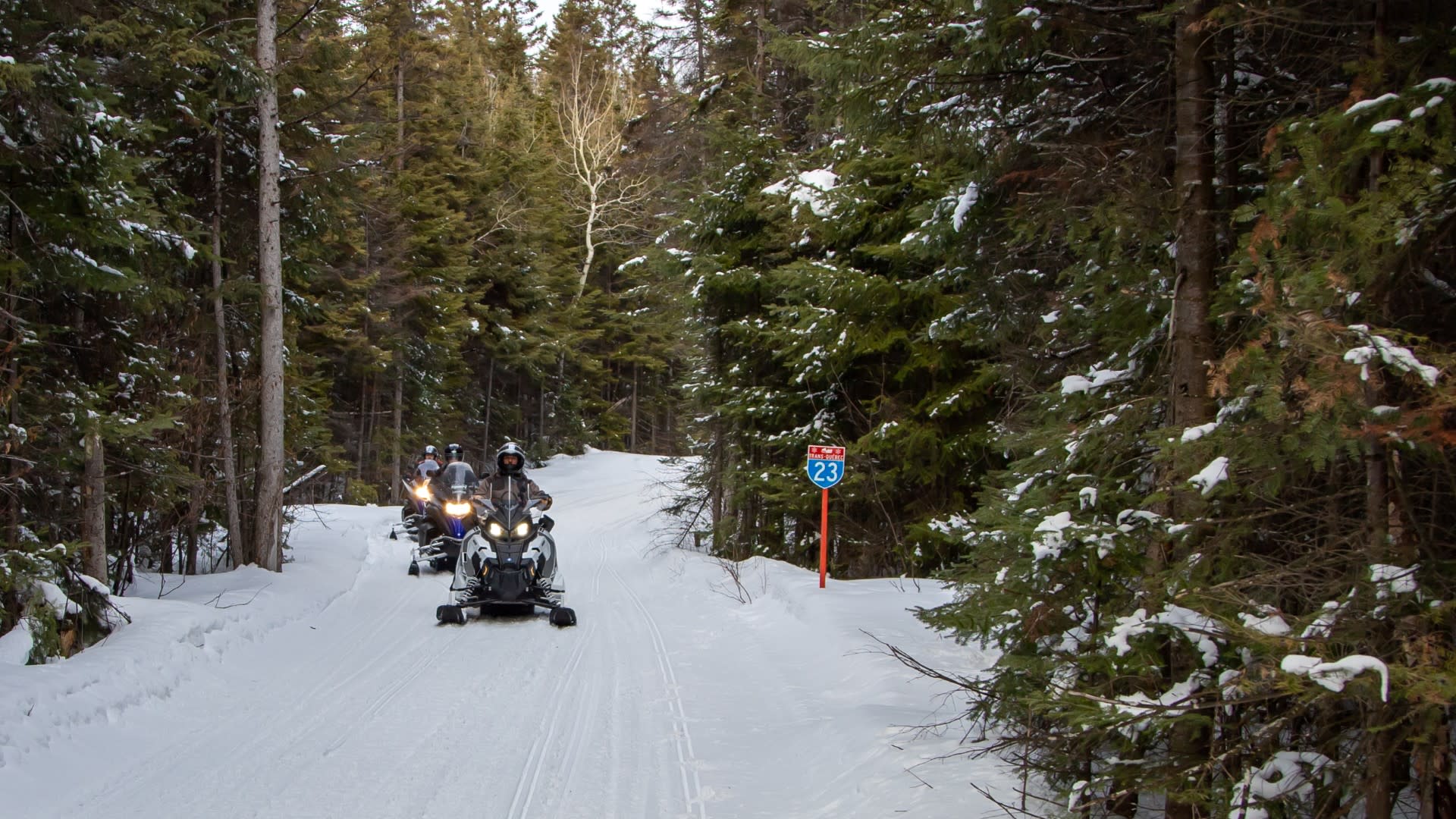 Snowmobiling on Lac Saint-Jean