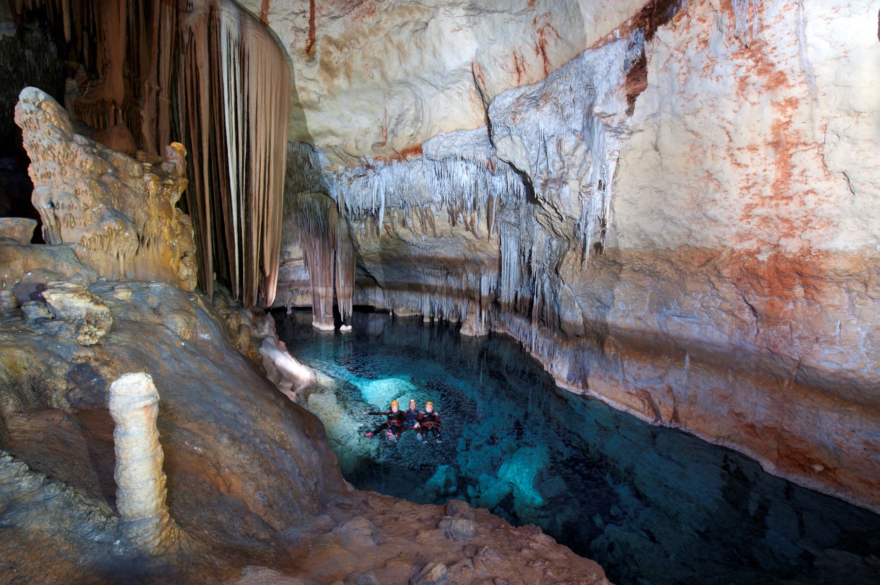 Caving in Cova des Coloms