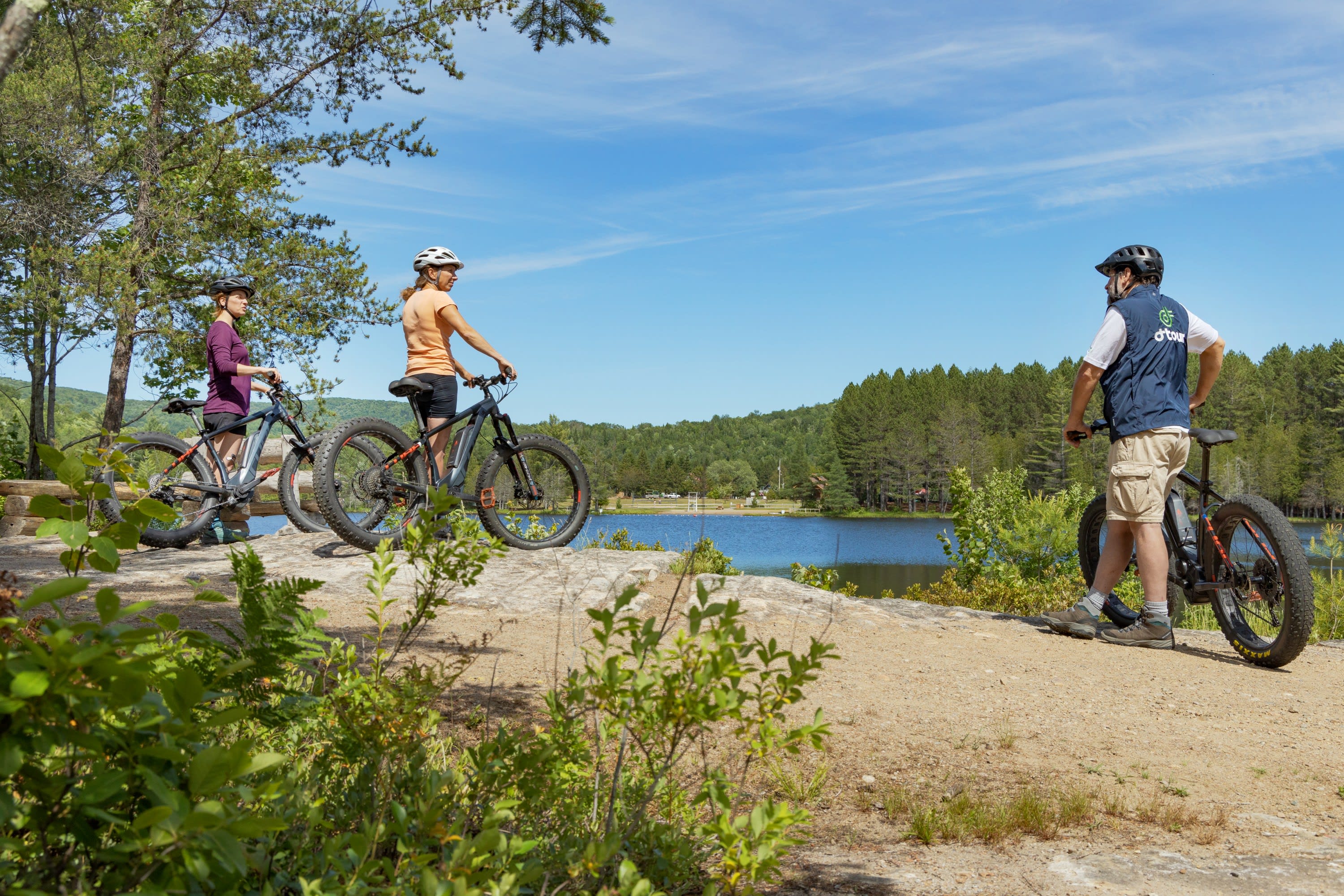 Guided cycling tour of the Laurentians