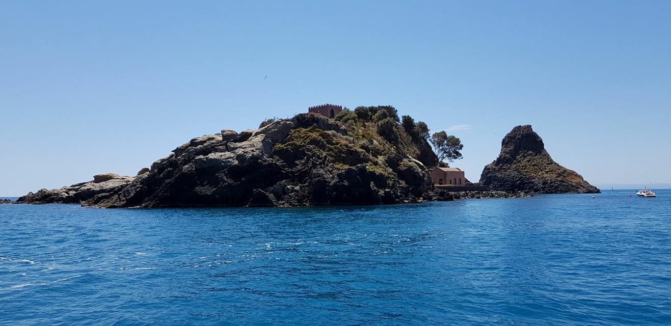 Snorkelling around the Cyclopean Isles