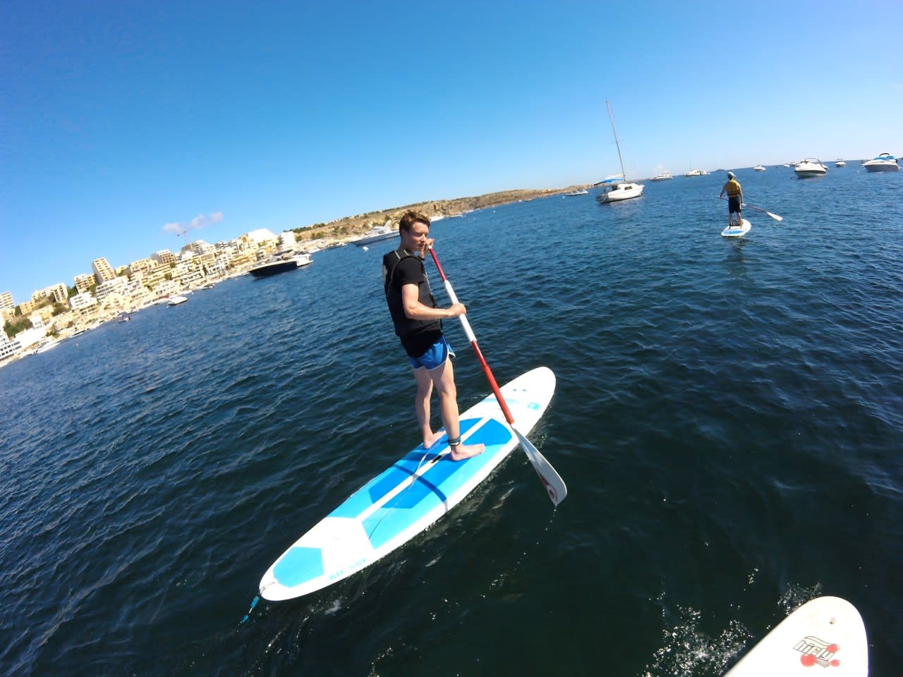 Stand up paddle Bahía de Mellieha Beach