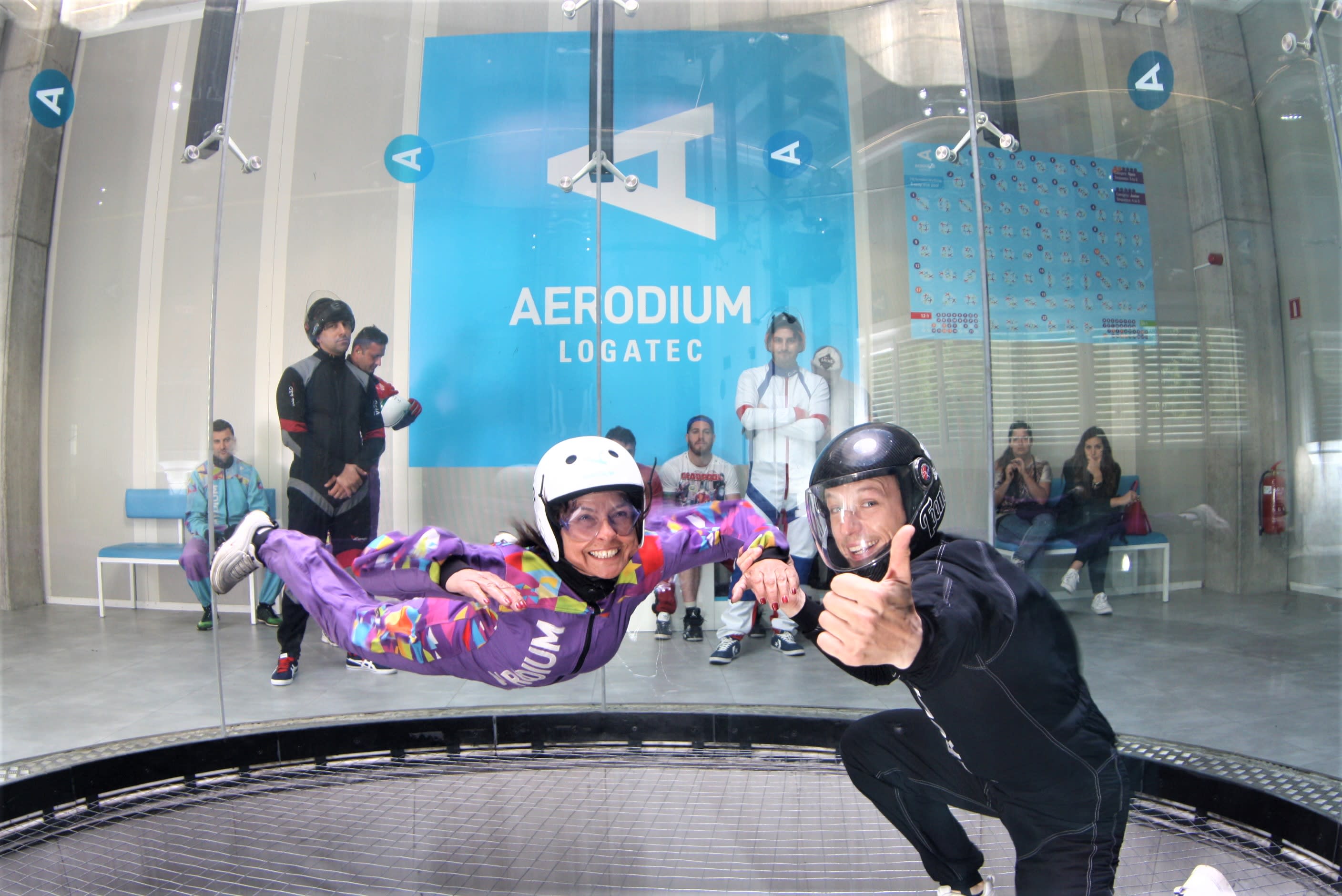 Indoor-Fallschirmspringen in Logatec bei Ljubljana