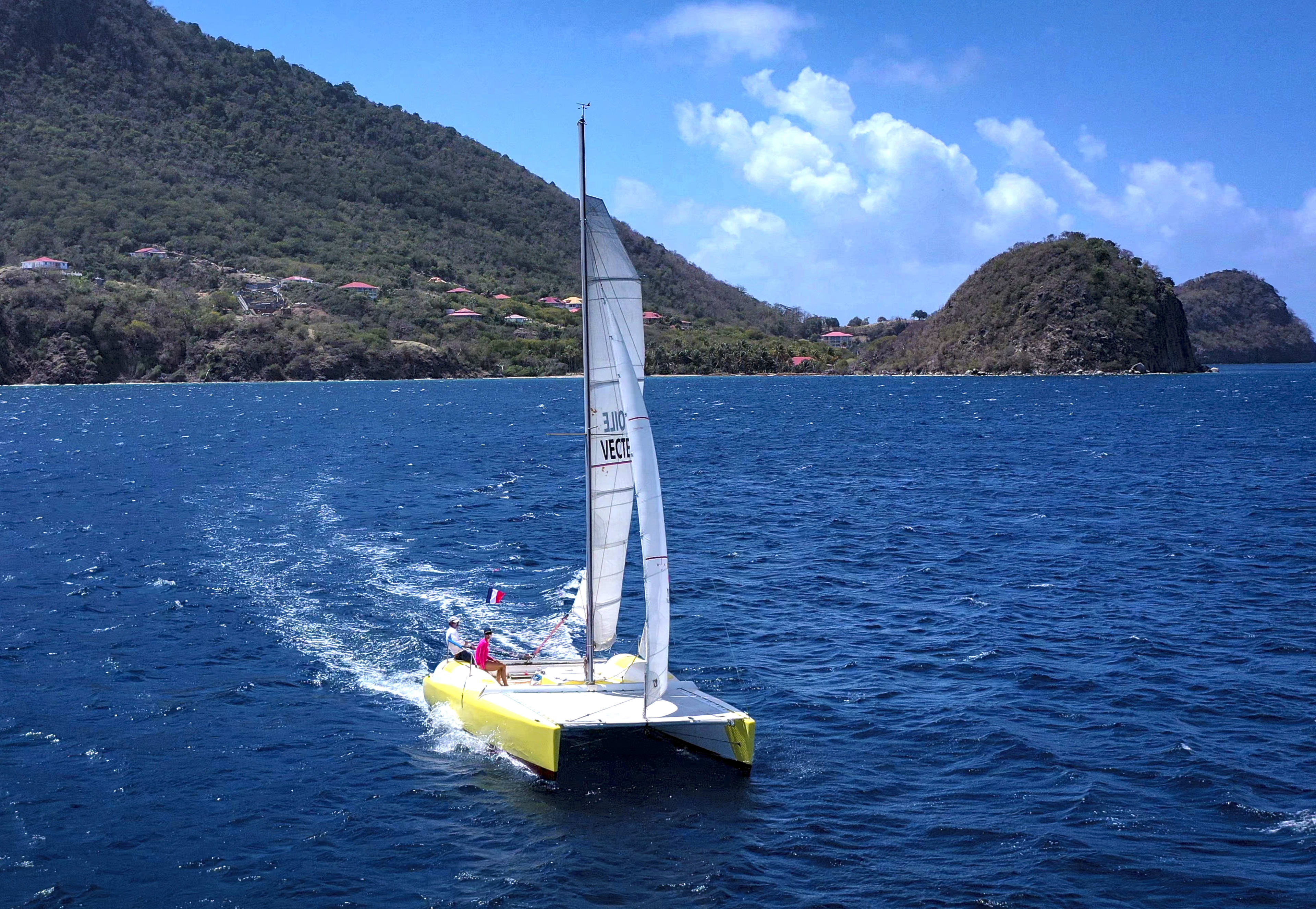 catamarán en Les Saintes