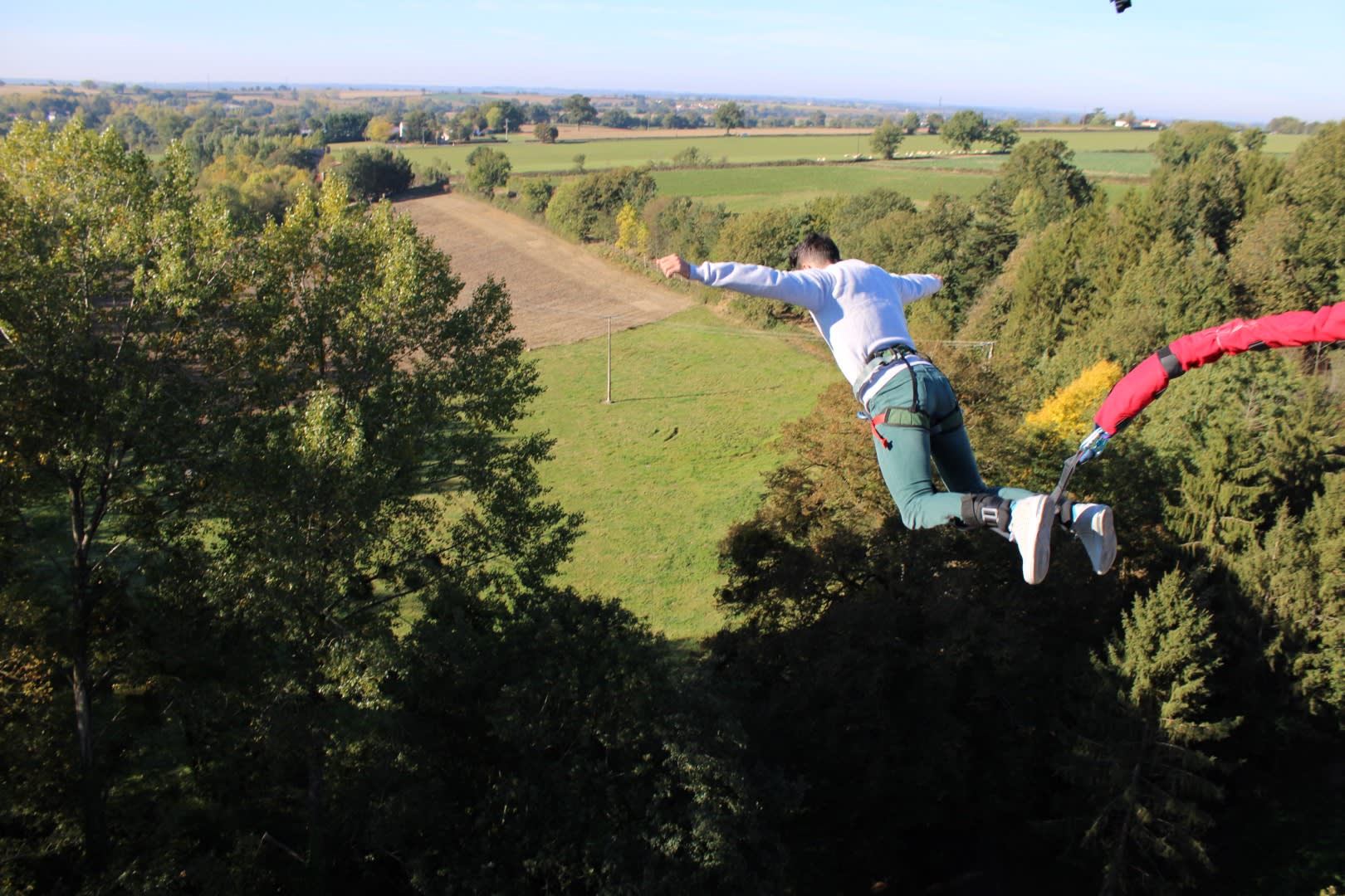 Bungee jumping from the Pelussin Viaduct