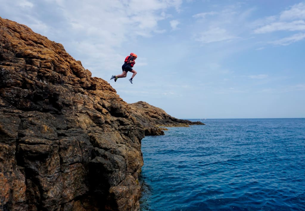 Coasteering dans le parc national de Sounion