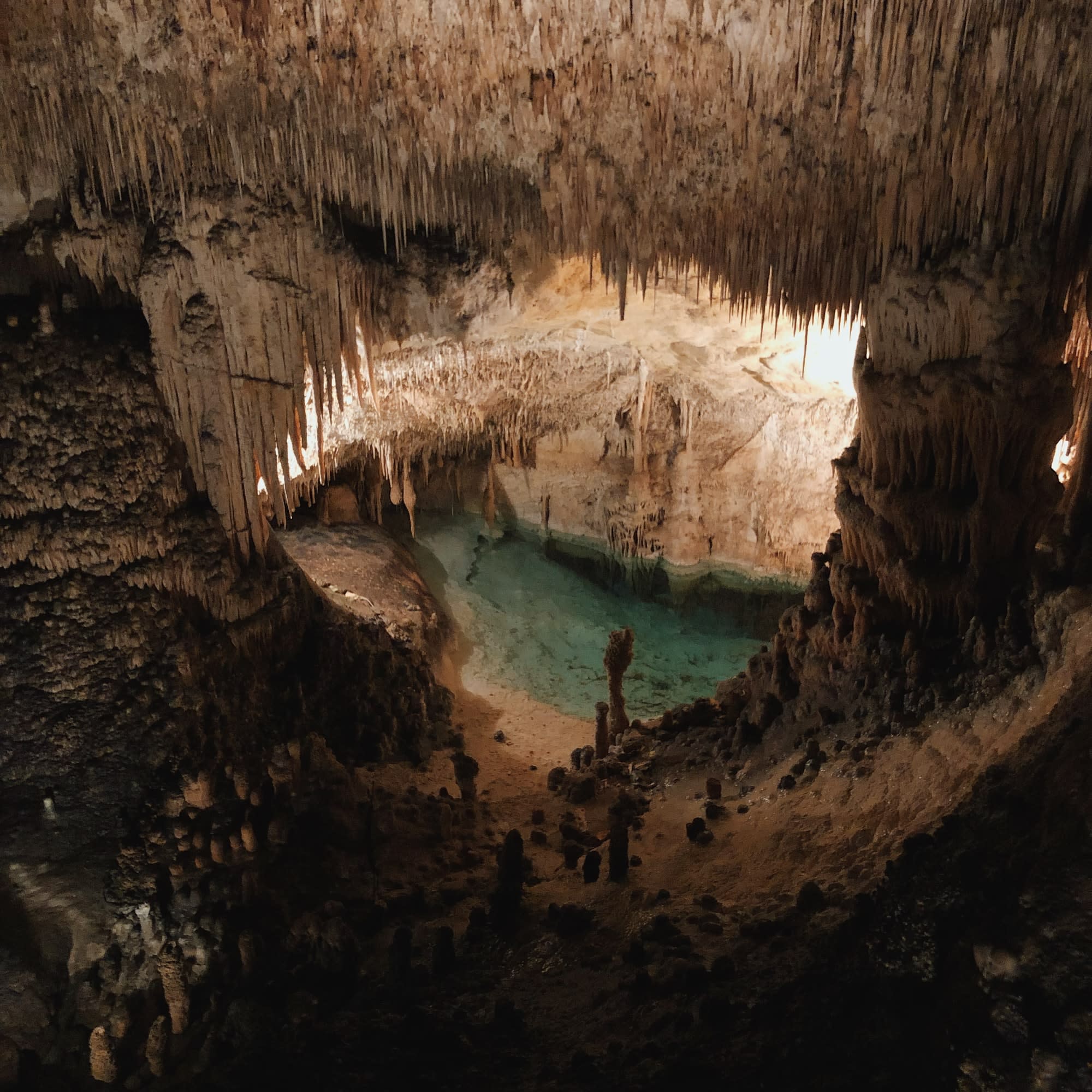 Höhle