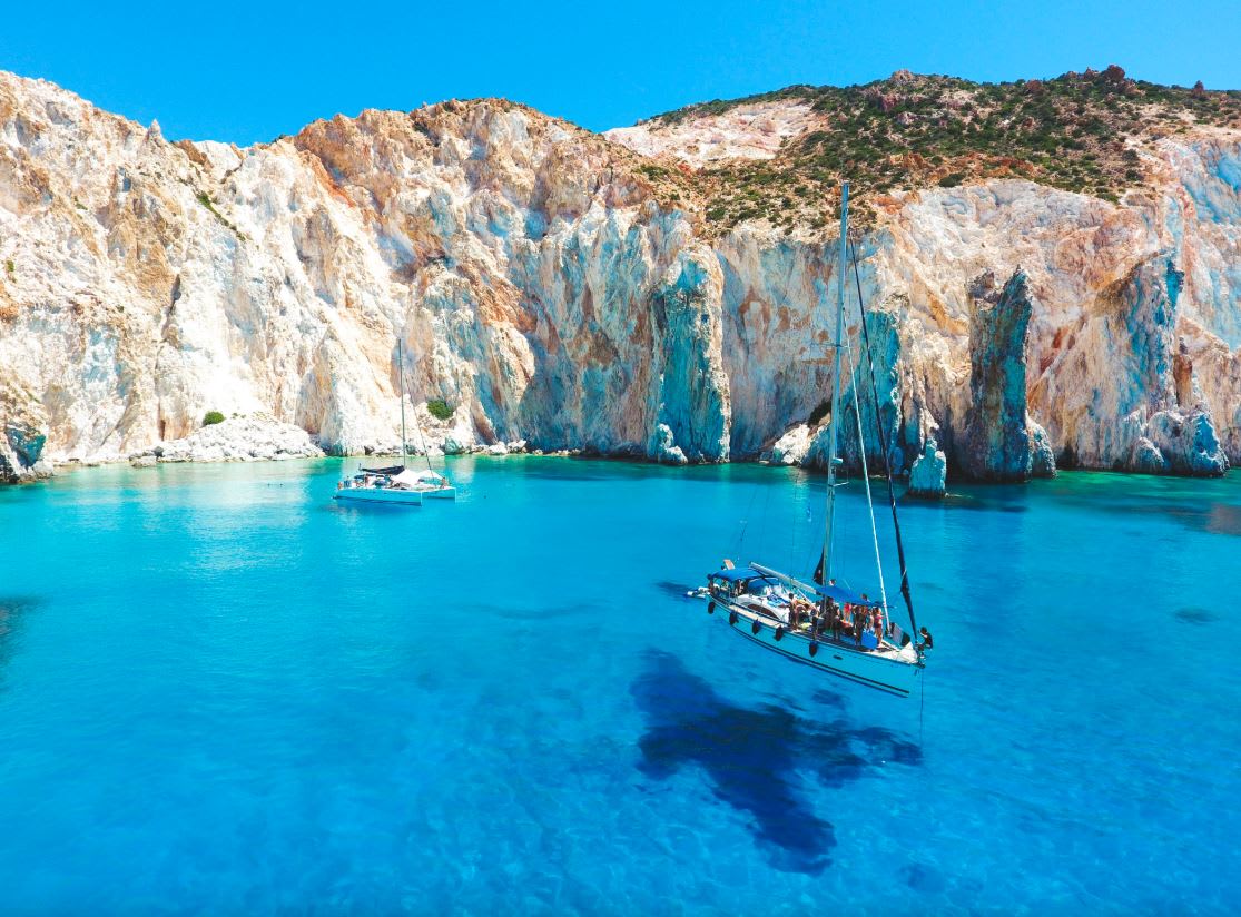 Excursión en catamarán por Milos