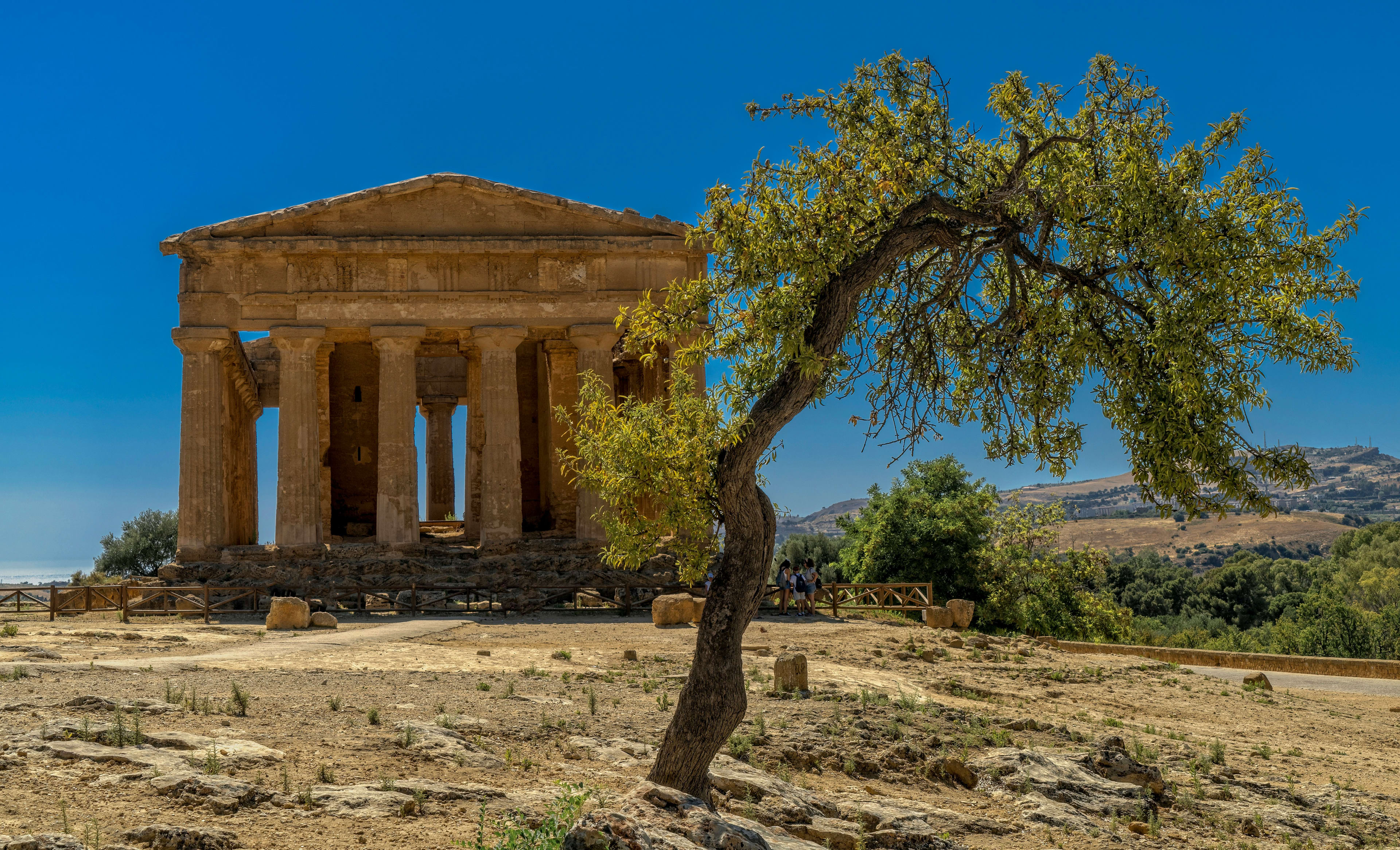 Hiking Tour of the Valley of the Temples in Agrigento