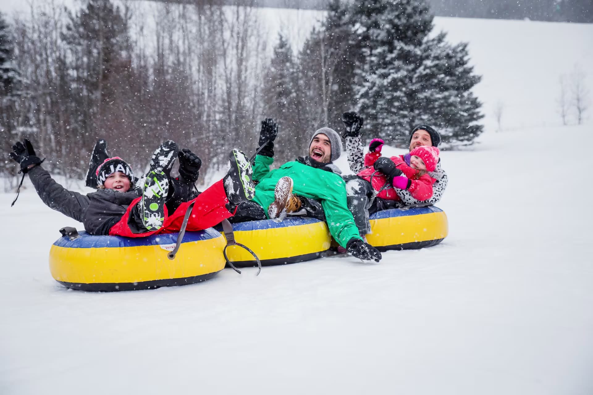 Snowtubing auf den Pisten von Mont-Tremblant