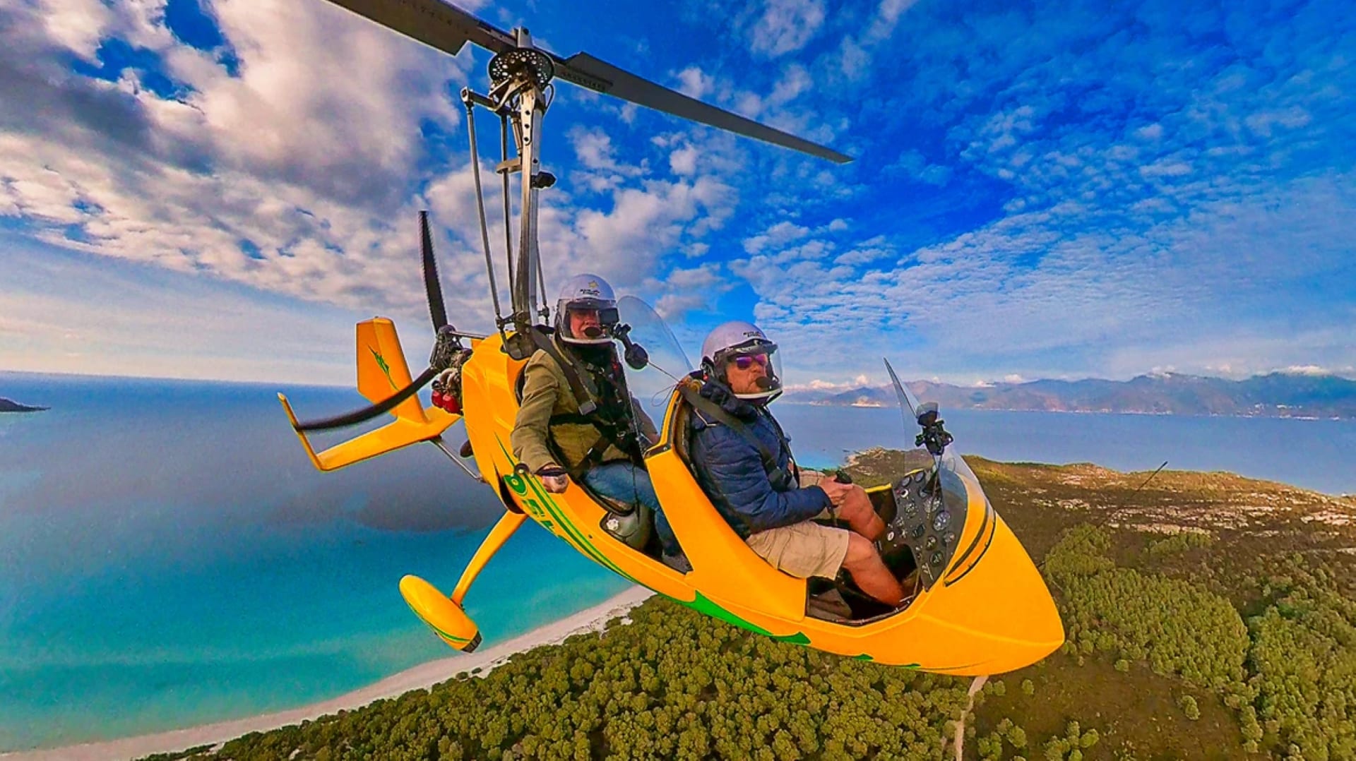 Gyrocopter flight in Corsica from Saint-Florent