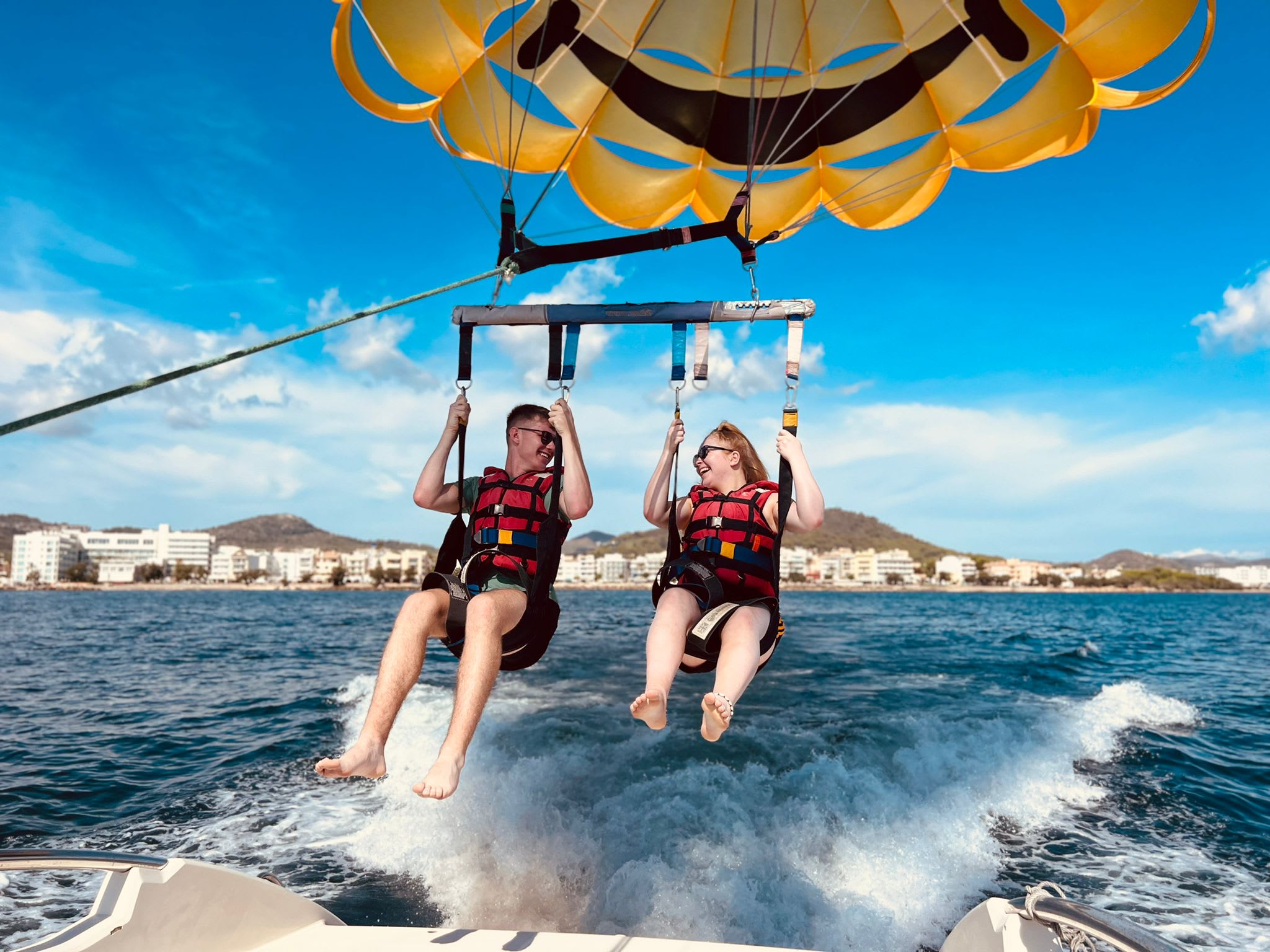 Parasailing en Cala Millor, Mallorca