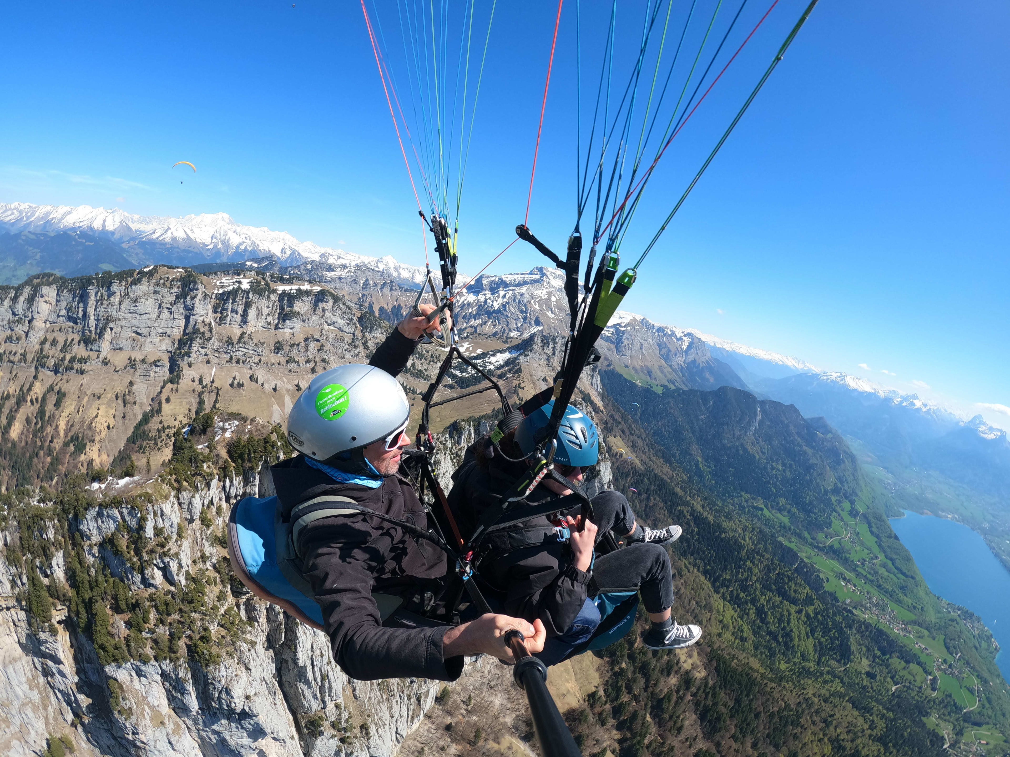 tandem paragliding flight in Annecy