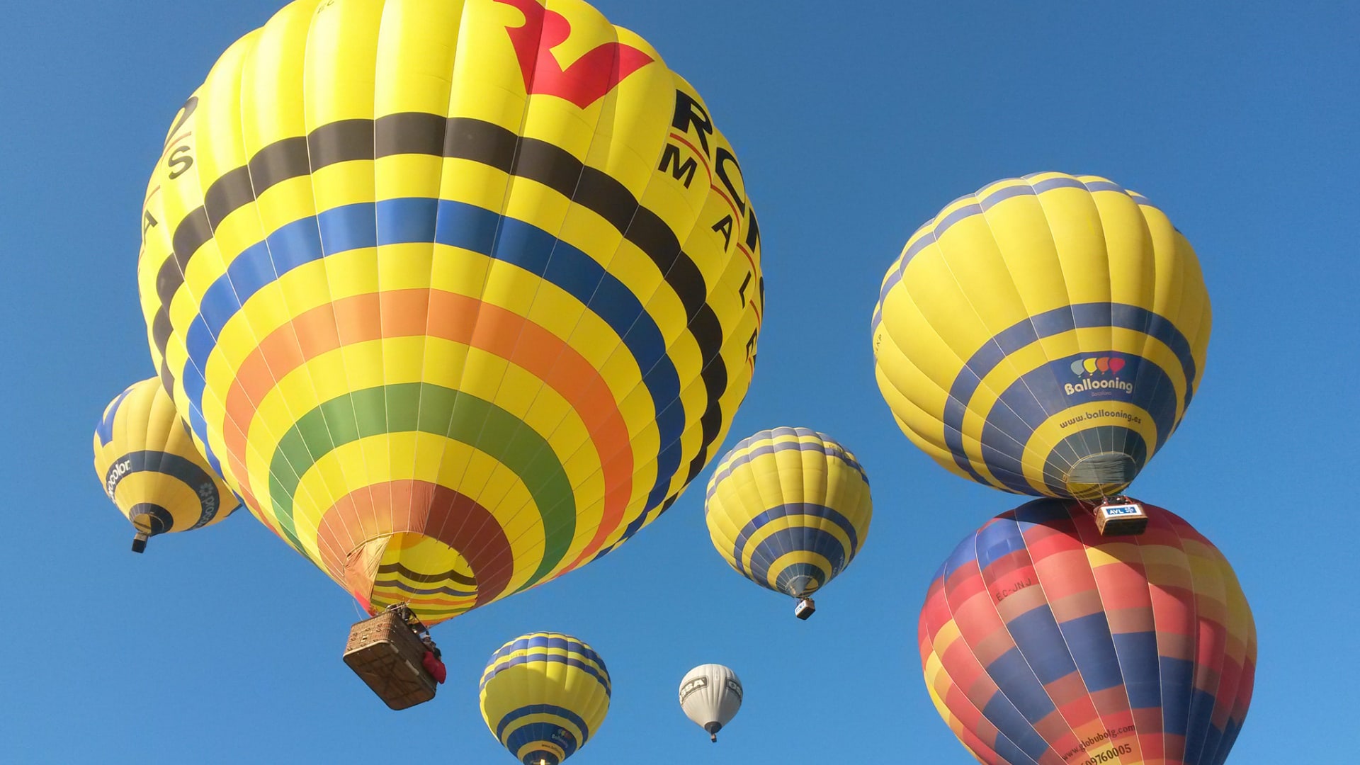 Hot air balloon near Barcelona, Spain