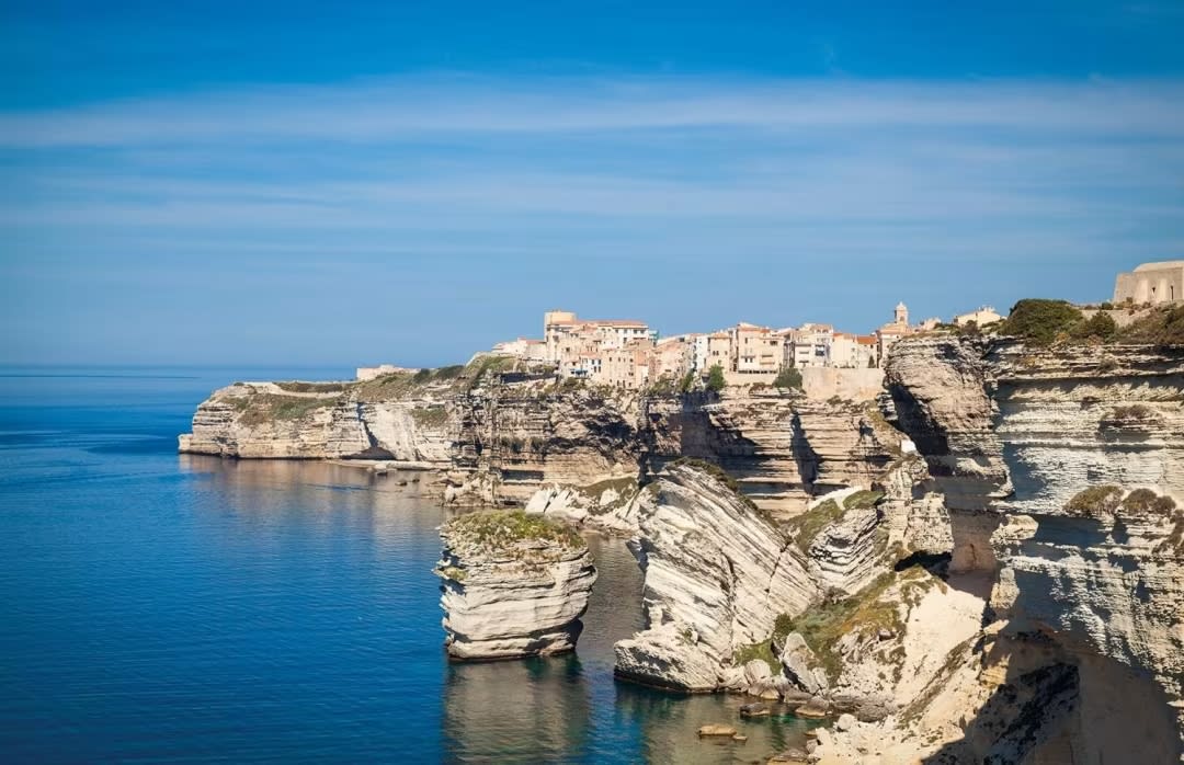 Les falaises de Bonifacio, vue du ciel
