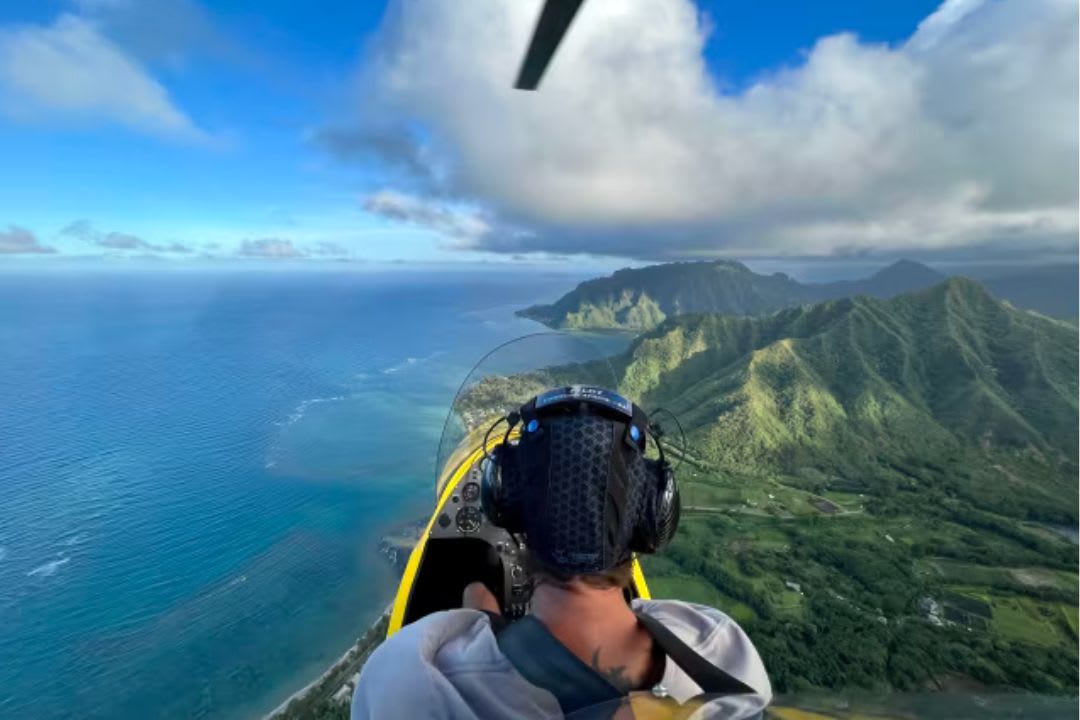 Gyrocopter flight over O'ahu from Waialua