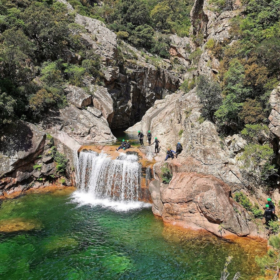 Canyoning dans le Canyon de la Vaccha en Corse