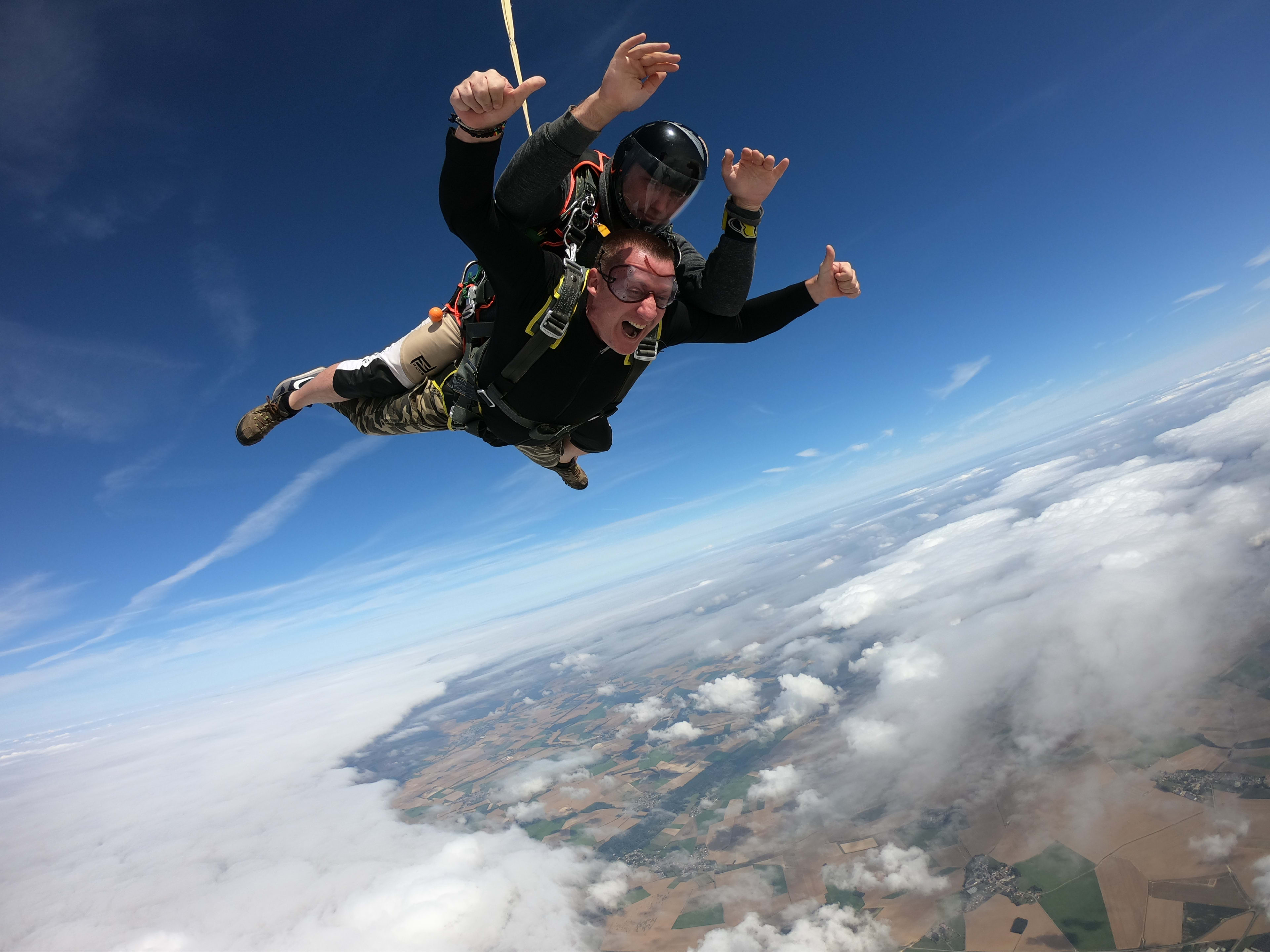 Tandem skydiving, Peronne near Paris