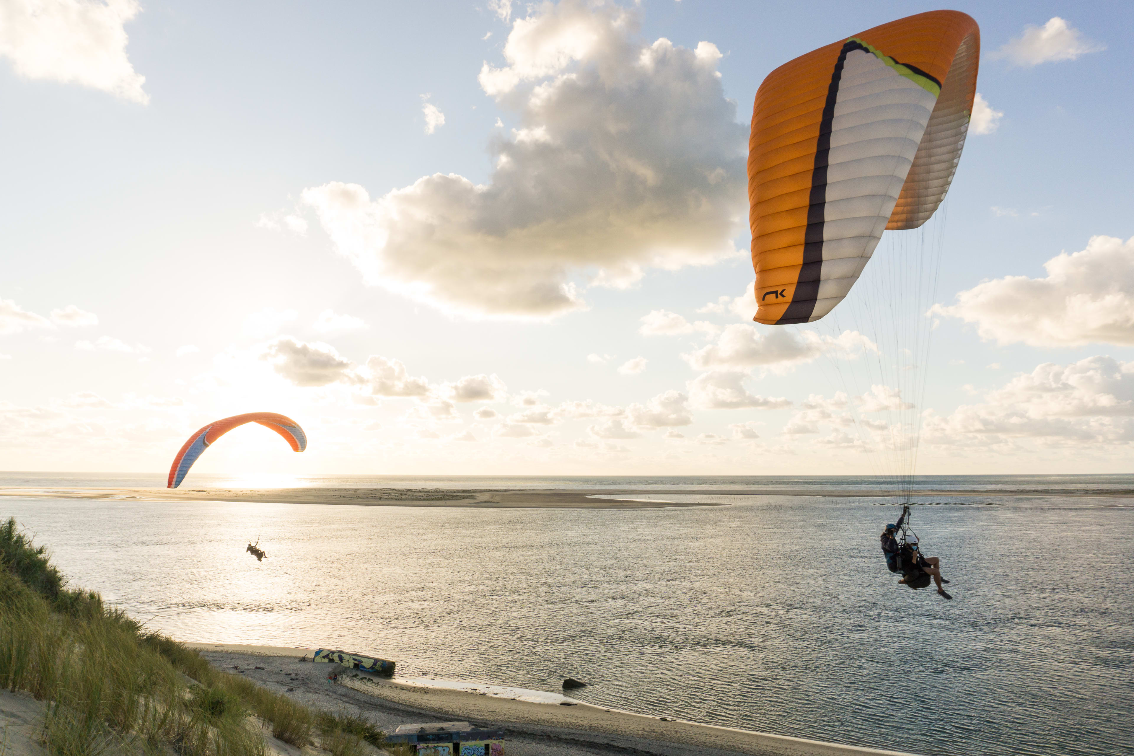 Gleitschirmflug an der Dune du Pilat