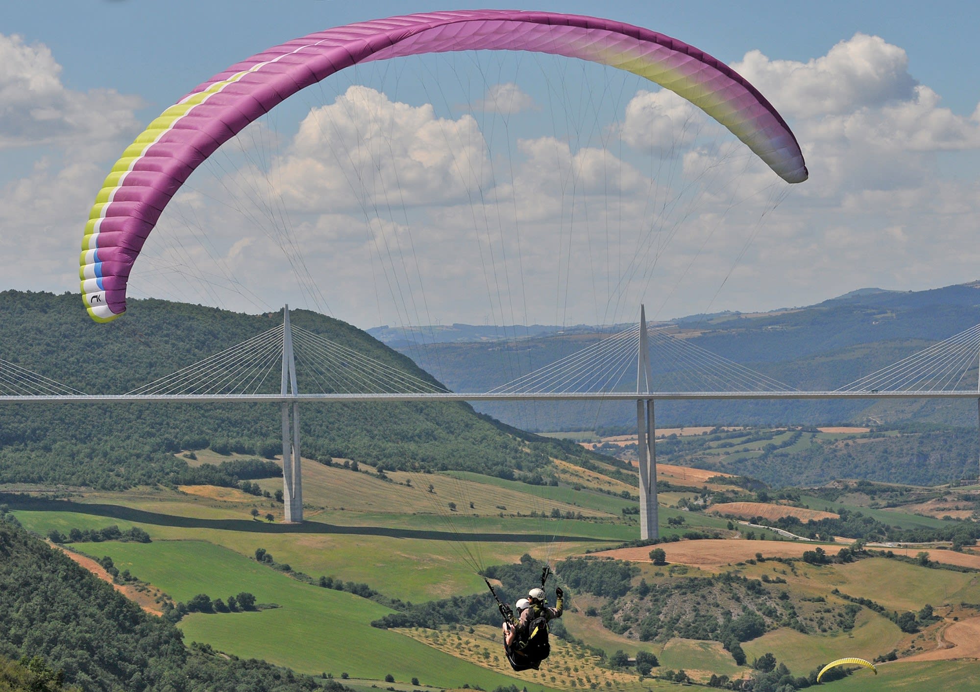 Tandem-Gleitschirmflug in Millau