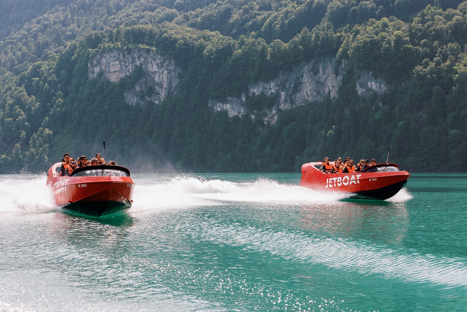 Jetboat Tour on Lake Brienz in Interlaken
