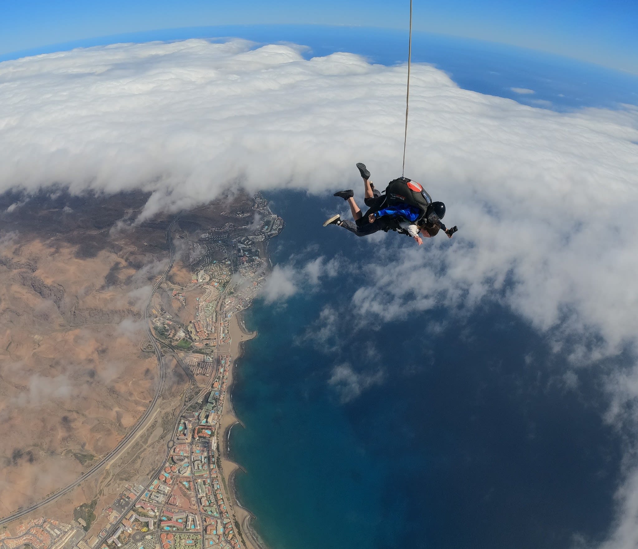 Parachute jumping in Gran Canaria