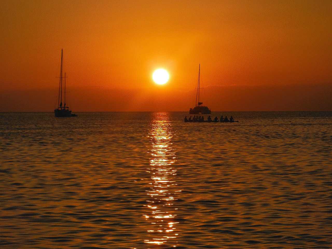 Paseo en catamarán en Valencia