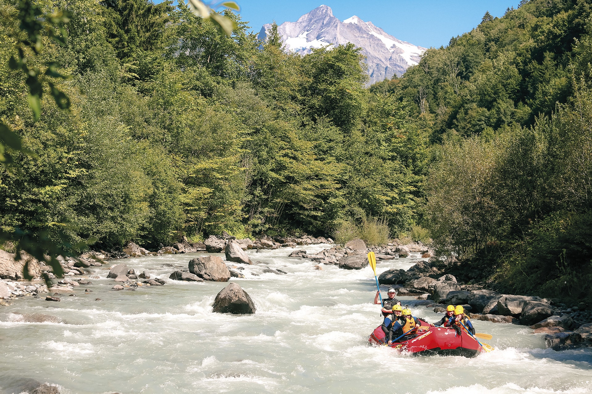 Rafting auf dem Lütschine (mittlerer Schwierigkeitsgrad) in der Nähe von Interlaken