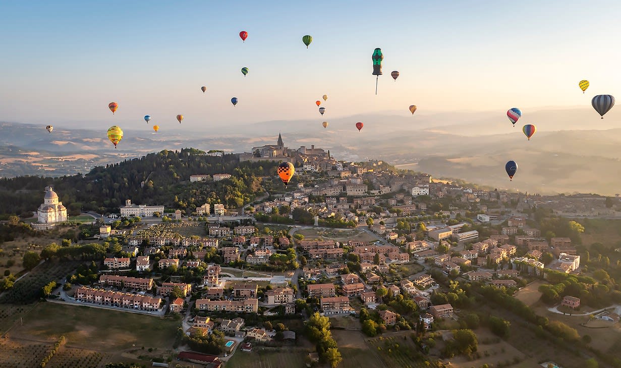 Tour en montgolfière au-dessus de Todi, près de Pérouse