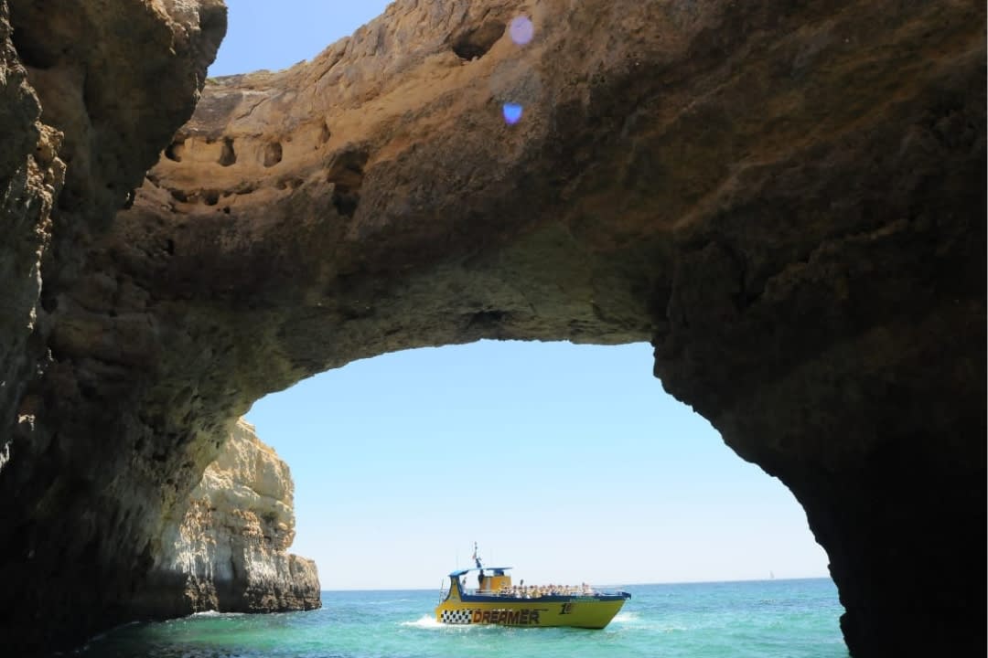 Excursion en bateau vers les spéléologies de Benagil et le long de la côte de l'Algarve au départ d'Albufeira