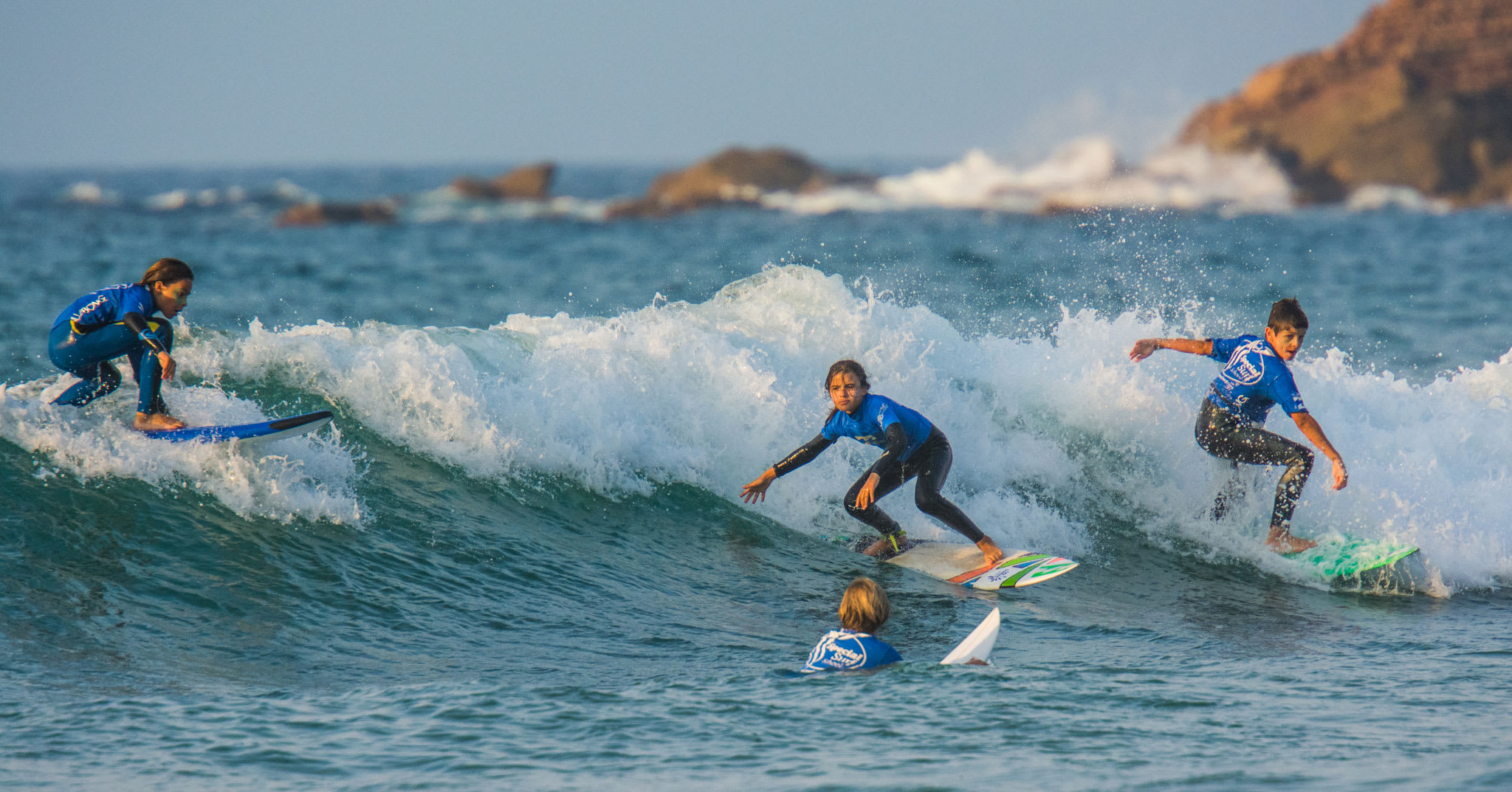 Cours de surf à la plage de Rodiles