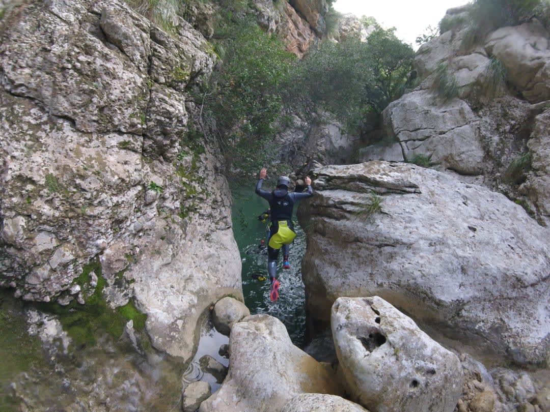 Canyoning in the canyon of Na Mora in the Serra de Tramuntana, Mallorca