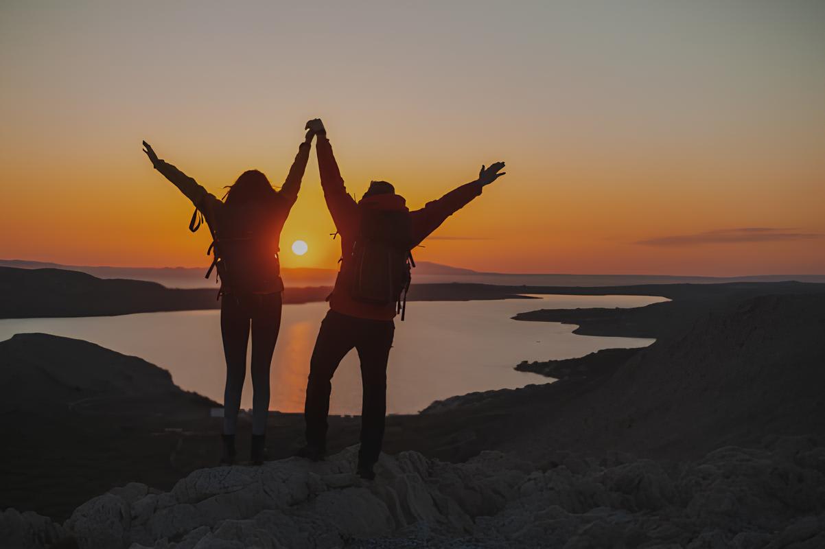 Paseo al atardecer por la isla de Pag (Croacia)