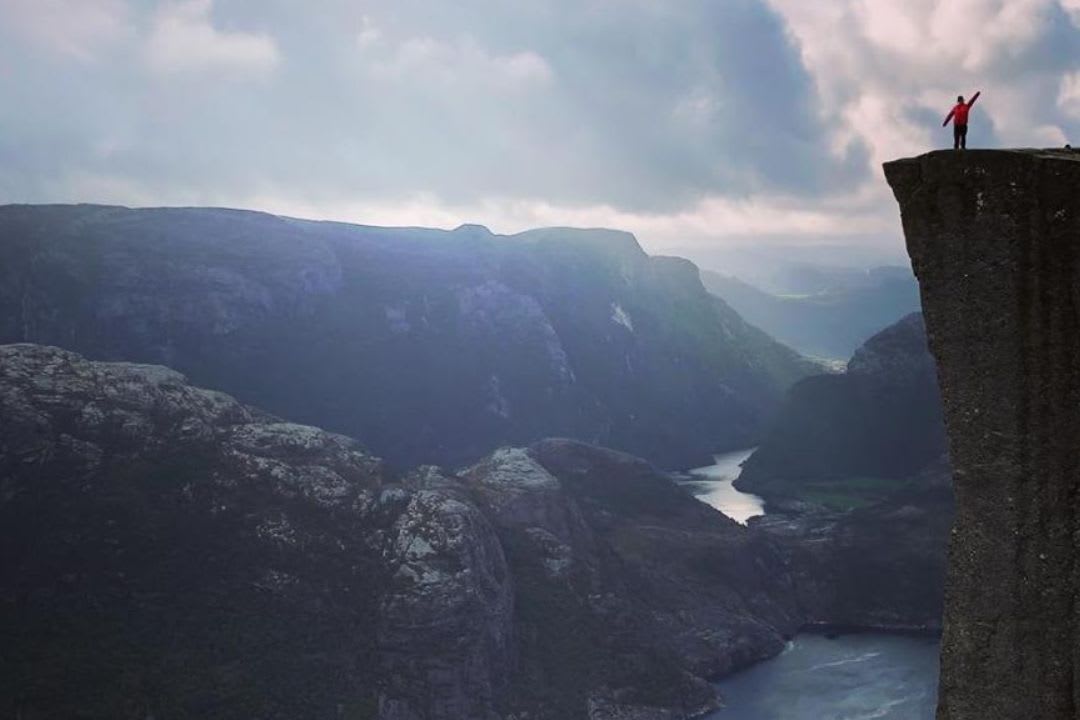 Summit Hike to Pulpit Rock in Lysefjorden from Stavanger