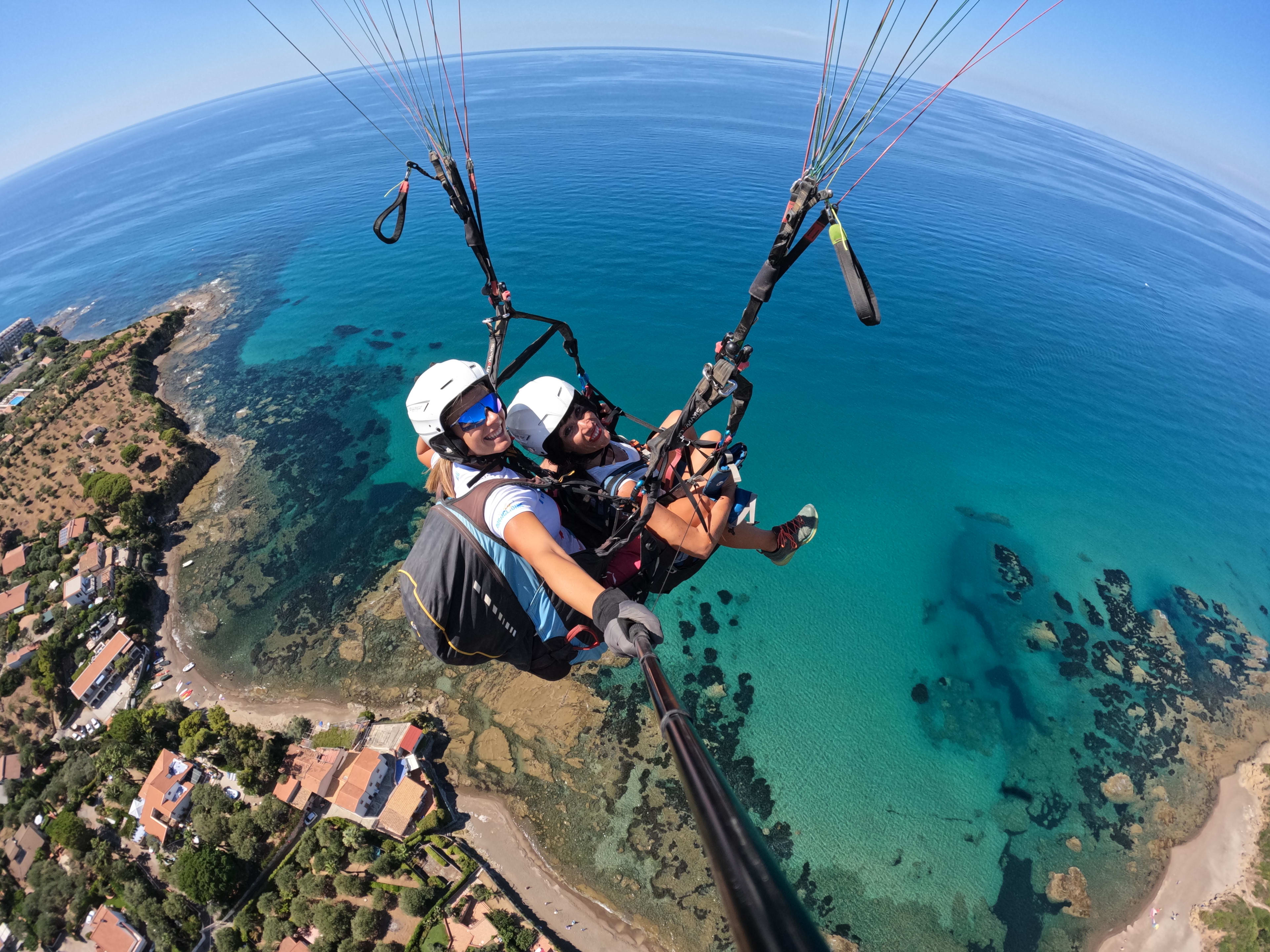 Parapente biplaza en Cefalú