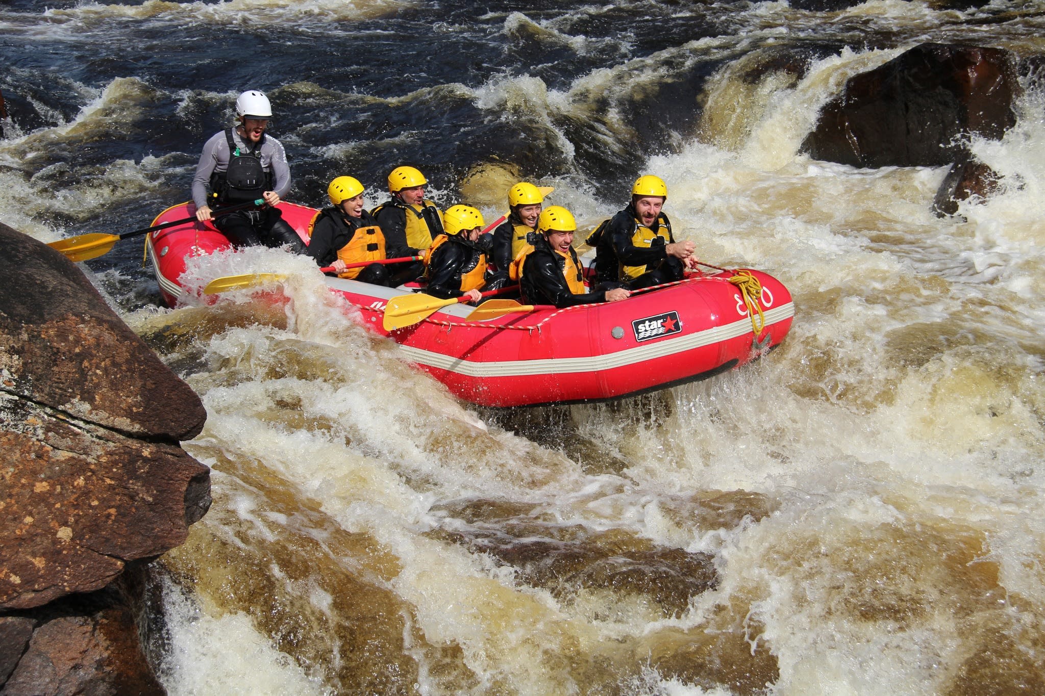 Rafting auf Stromschnellen