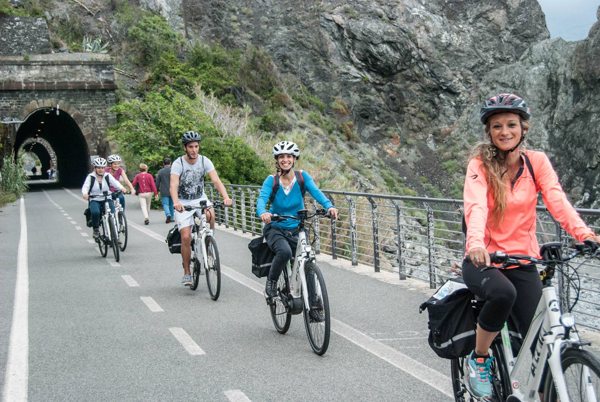 Excursion guidée en e-bike au départ de Monterosso