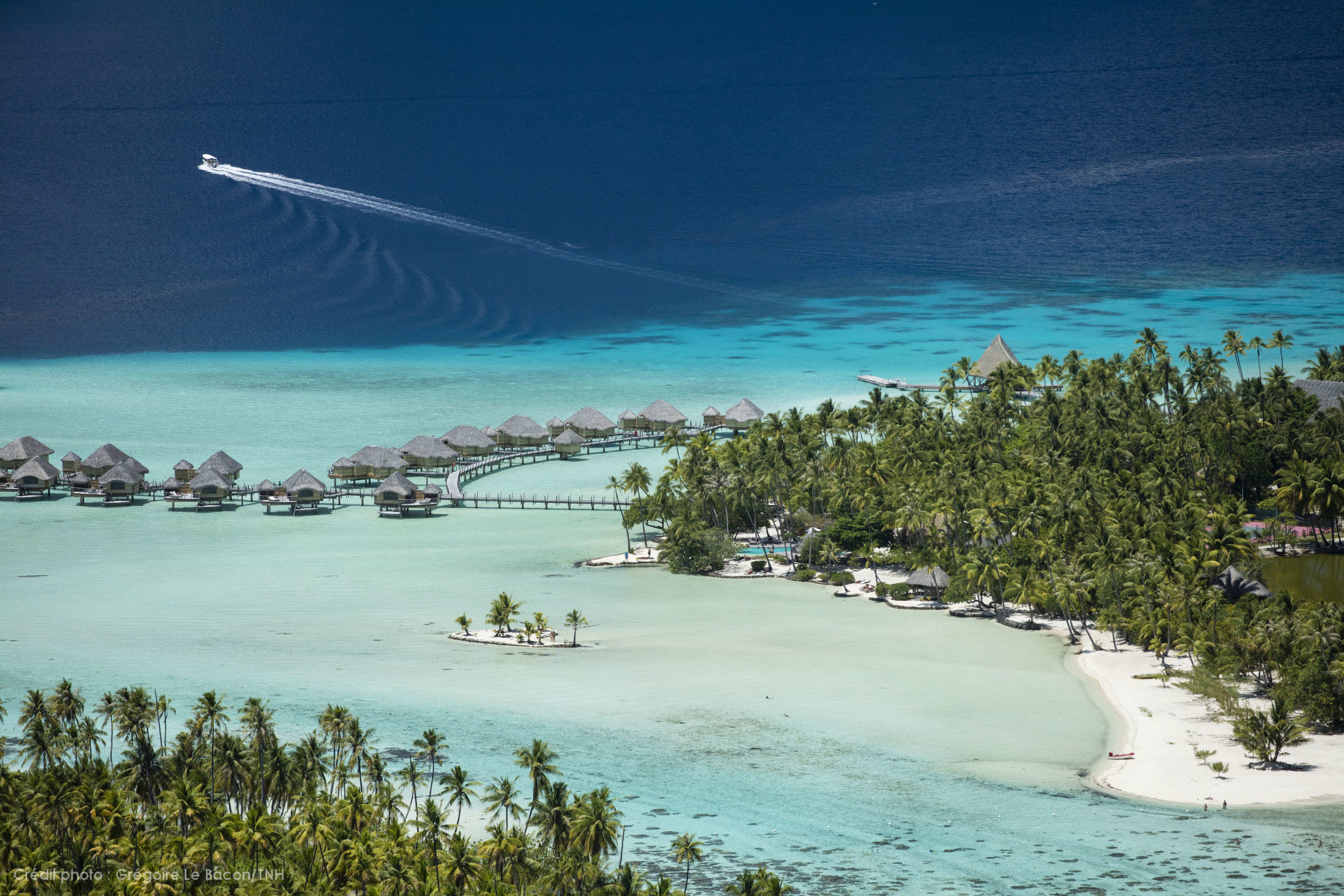 Überwasser-Bugalows in Französisch-Polynesien